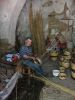 Mandenvlechter in het plaatsje Volax op Tinos